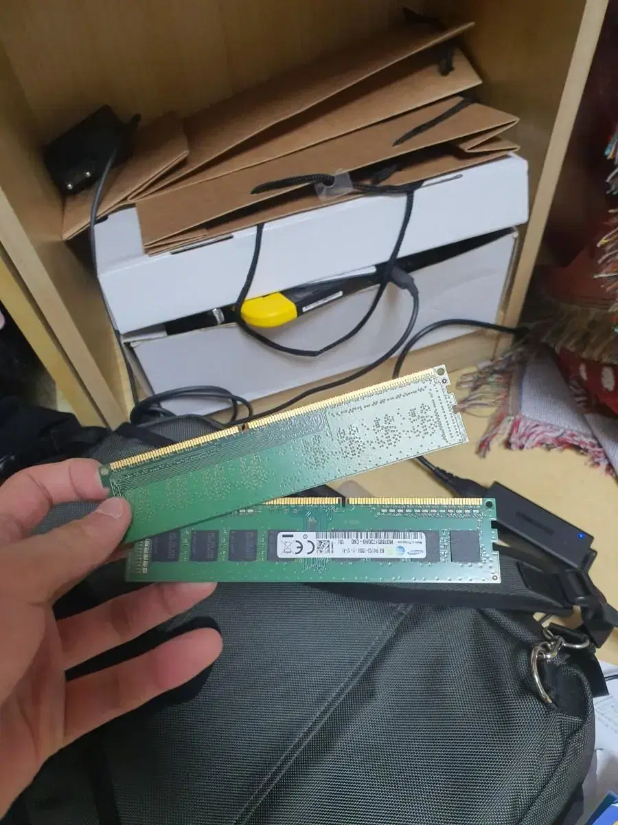 삼성 램 ddr3 4기가 팔아요 (택포)